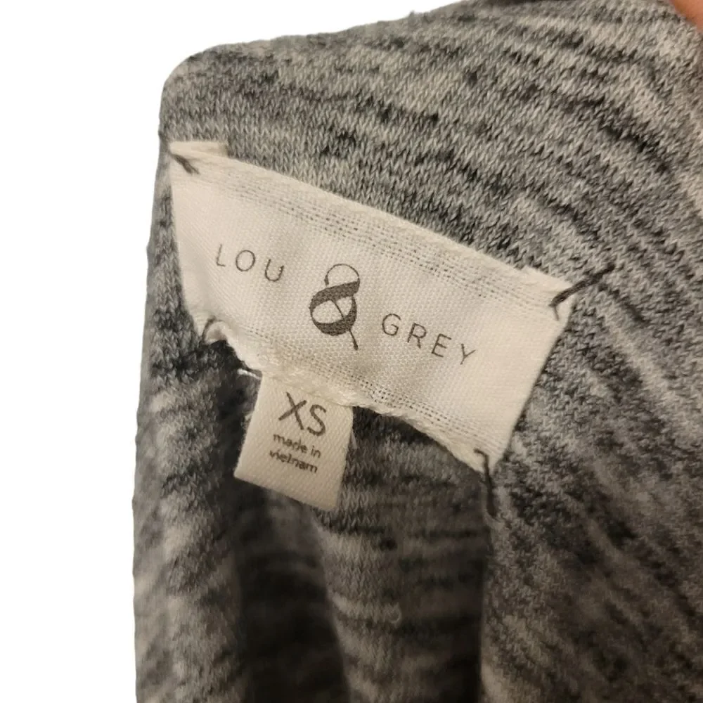 2/$20 Lou & Grey Top Grey Sweatshirt Blouse Size: XS - Picture 5 of 5